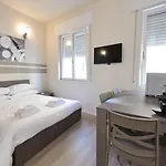 Loft Affittacamere 3*