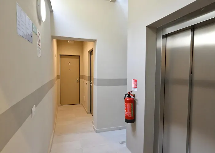 Loft בית הארחה 3*